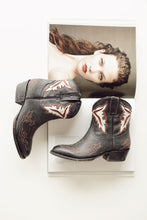 Load image into Gallery viewer, Marcela Ankle Boots Black