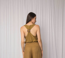 Load image into Gallery viewer, Blouse with detail on the back
